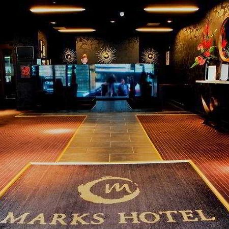 Marks Glasgow Exterior photo